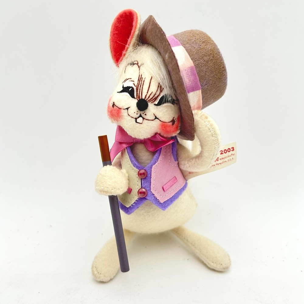 Annalee Mobilitee Dolls 2003 White Felt Mouse with Top Hat and Cane Figurine